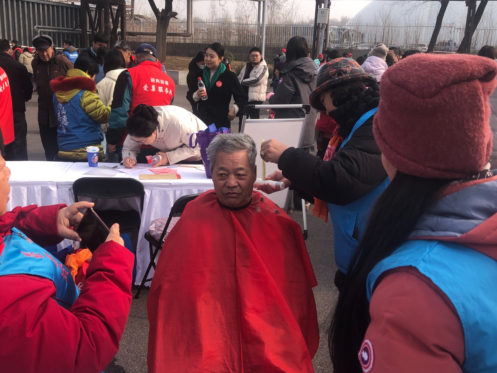 房山区&ldquo;3&middot;5&rdquo;学雷锋主题活动启幕 睿诚...